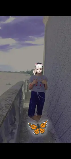 ស្តីអាញ់ពីបីម៉ាត