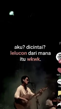 aku? dicintai?