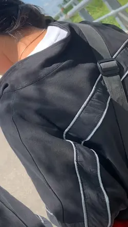4 pic +1 video 