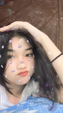 Siya ay Pilipina