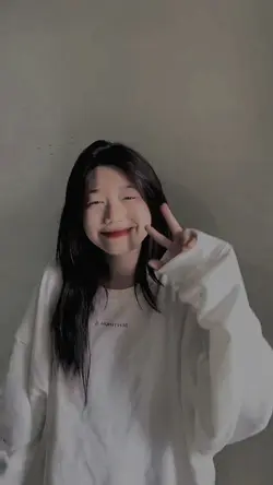 4 video + 4 ảnh 