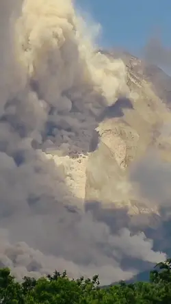 Gunung Merapi 2023