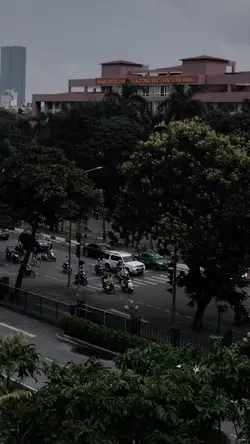 1 VIDEO + MÀU TỐI