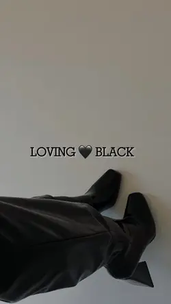 LOVING🖤BLACK