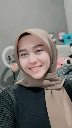 efek wajah senyum