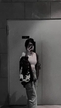 dark easthetic 