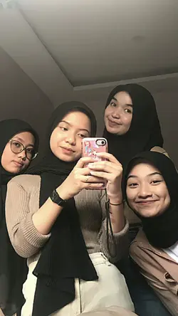 Bareng Bestiemu |