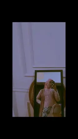 suki waterhouse|
