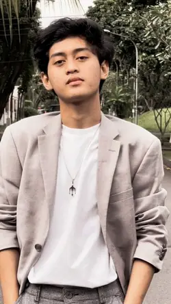 FOTO & BAYANGAN