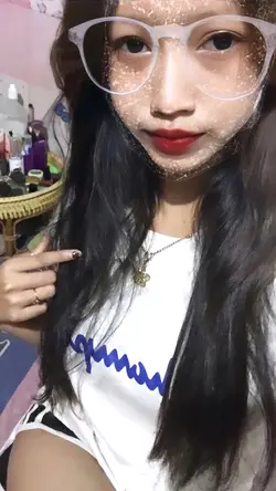 ពេលភ្ញាក់ពីគេង អូននឹកបងណាស់. 🤍