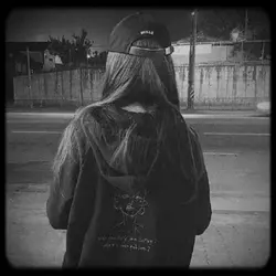 1 pic sad song