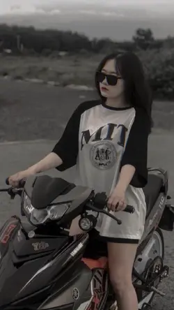 1 ảnh + màu