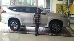 Dikasih uang