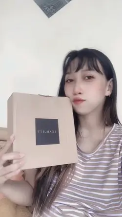 SCARLETT WHITENING 