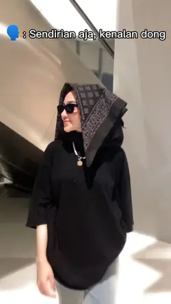 Gak Usah Sok Akrab