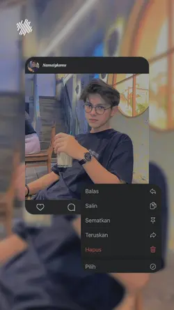 Frame Instagram post