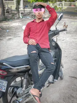 គេភ្លិចយើងអស់ហើយមើលទៅ