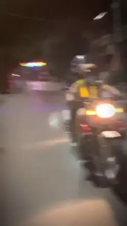 Mẫu Giao Thông