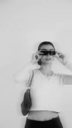 hitam putih video