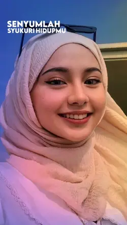 Senyumlah 