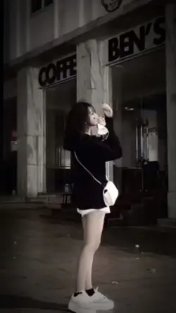 2 ảnh buồn