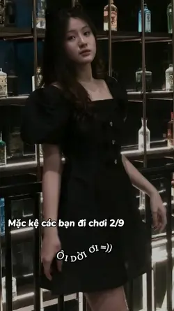 Tôi ở nhà ngủ