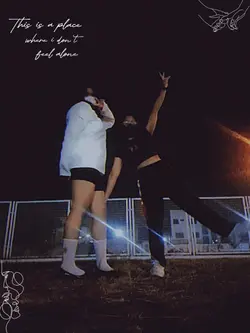 <33