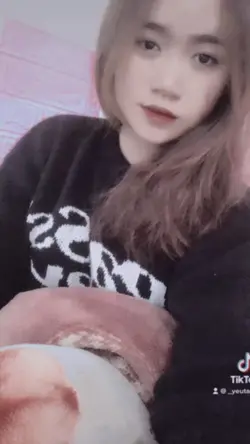 mẫu 2 ảnh+màu tối 
