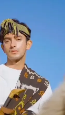 1 video + 9 foto