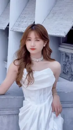 1 Video + 1 Ảnh