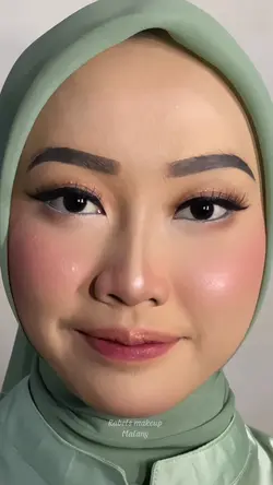 Makeup wisuda 