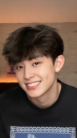 Senyum lesung pipi 