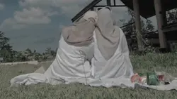 16:9