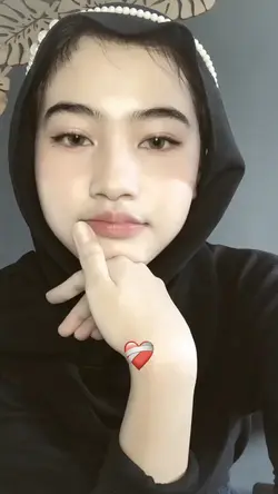 1vidio+7foto
