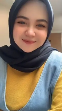 senyum lesung pipi 