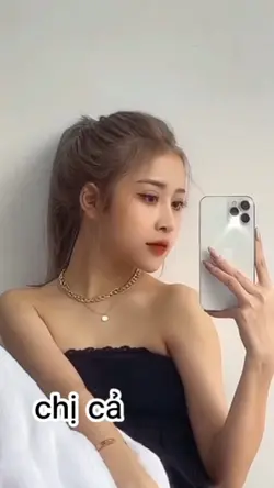 mẫu 4 ảnh