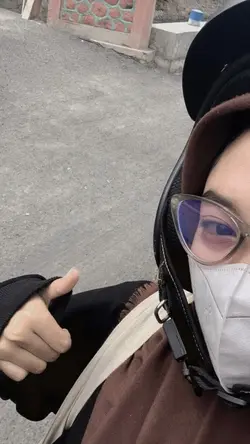TANPA LIRIK KOWE