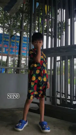 Thay đổi theo năm