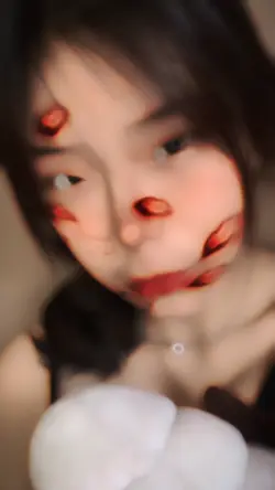 #Haloblur