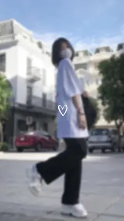BLUR OVERLAY