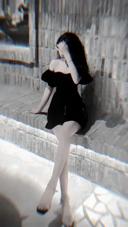 1 ảnh đen trắng 