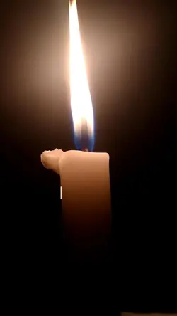 Jadilah Lilin Kecil 