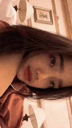 1Video 4Foto