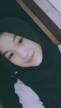 <3