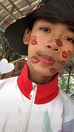 ទោះញុមអាក្រក់ តែញុមស្មោះ