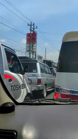 kurangi kecepatan