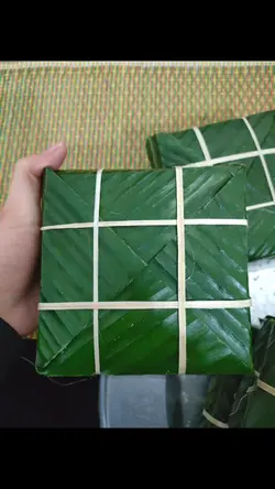 Mẫu ngày tết