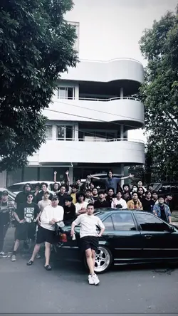Tanpa lirik 