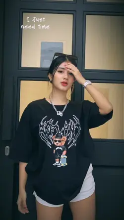 lirik lagu astetik