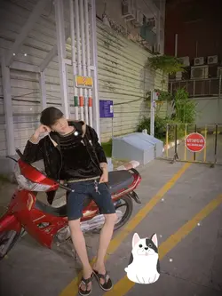 គេស្អាតតែអូនស្អាតជាង